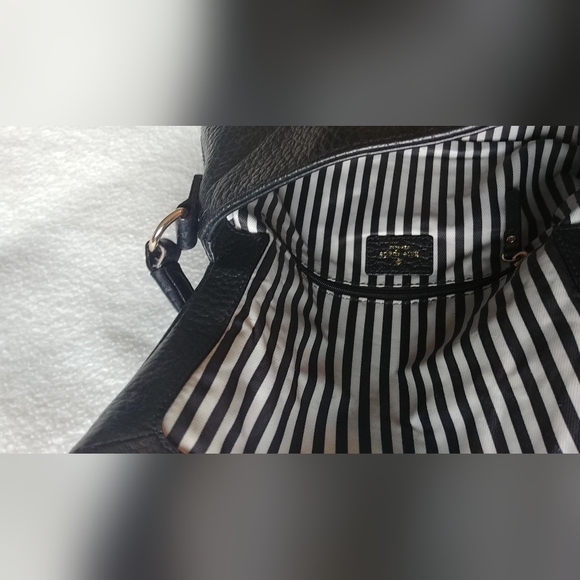 Authentic kate spade purse - Picture 4 of 5